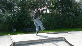 Still skatn, ay!