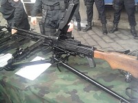 LMG M-84