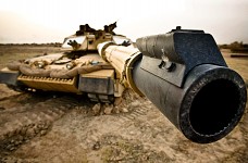 Challenger 2 gun