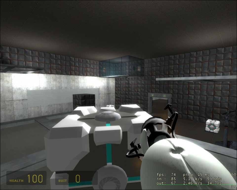    Half Life 2  Portal Gun -  4