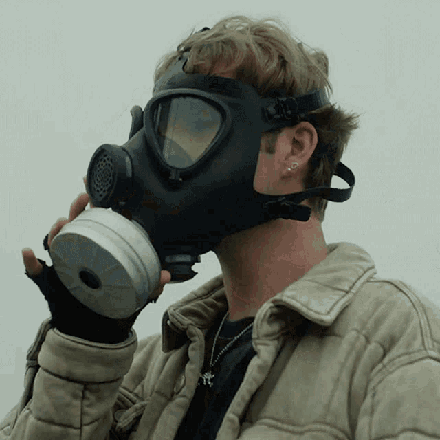 Gas Mask take on/off sound efx