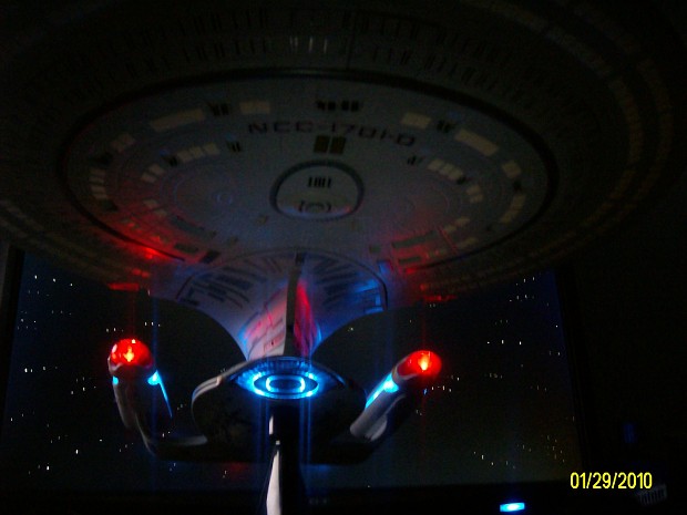 Enterprise 1701-D Model (Light & Sound)