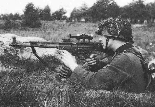 Scoped Sturmgewehr 44