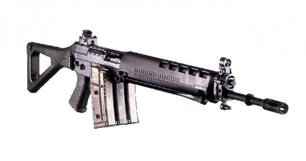SIG SG 550 Swiss Army Assault Rifle