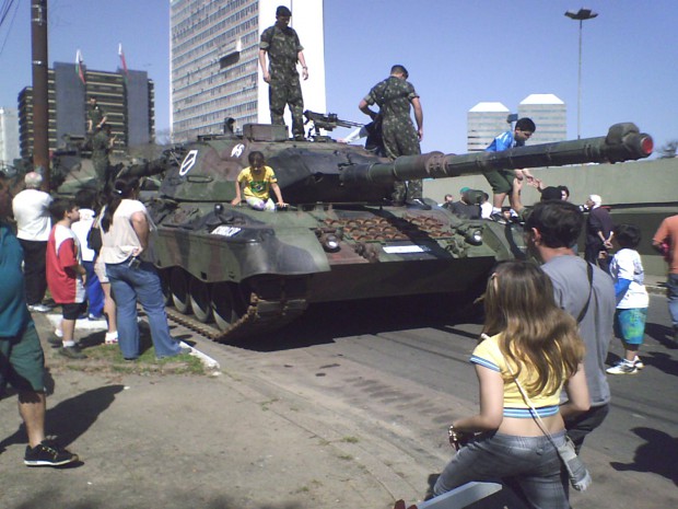 Desfile militar de 7 Setembro 2010 Porto Alegre