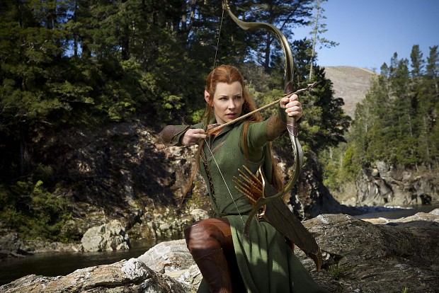 Hobbit 2 - Tauriel so cool and strong