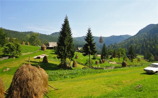 Villagescape image - Romania - Mod DB