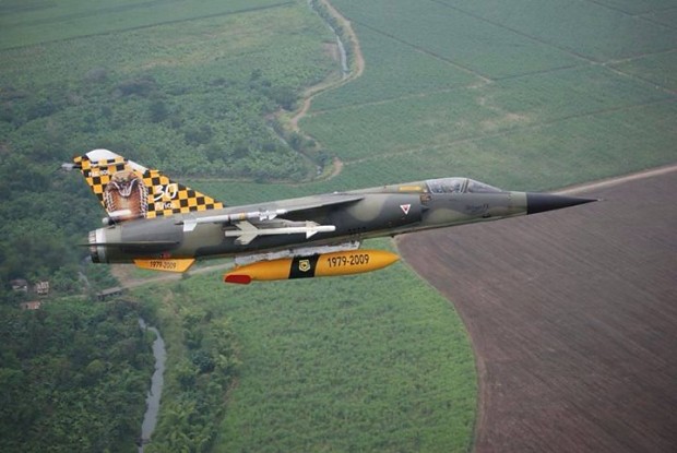 Mirage F1.
