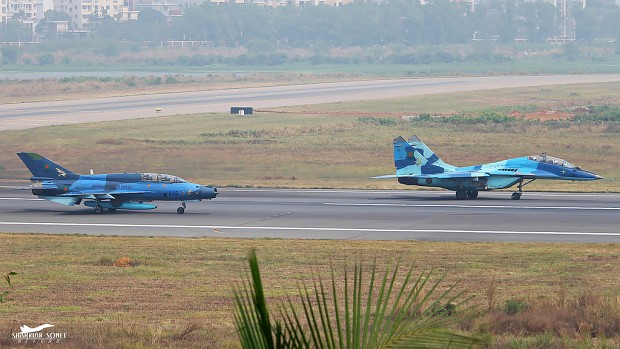 FT-7BG and MiG-29UB