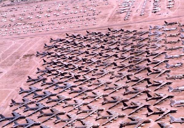 thats is a hell lot of planes!