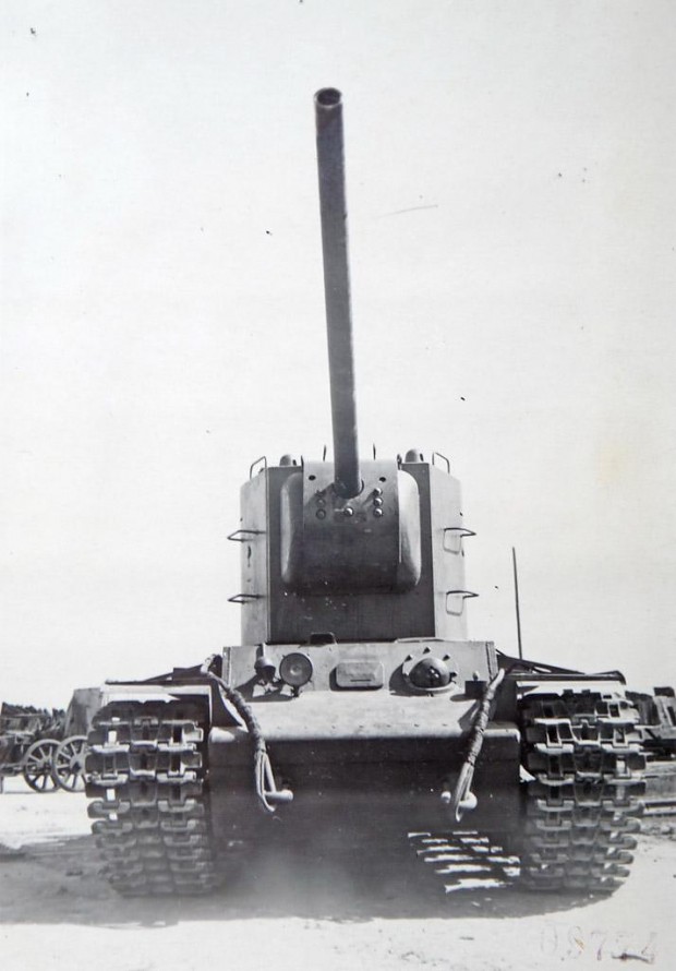 Heavy tank KV-2-107 or KV-2/107