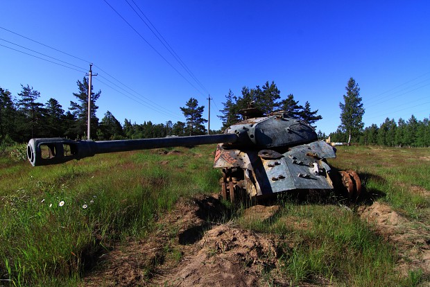 Knocked out IS-3 rusting away ;_;