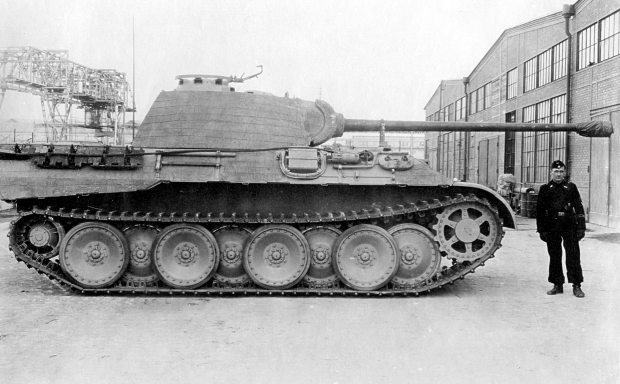 Panzerkampfwagen V: The Panther