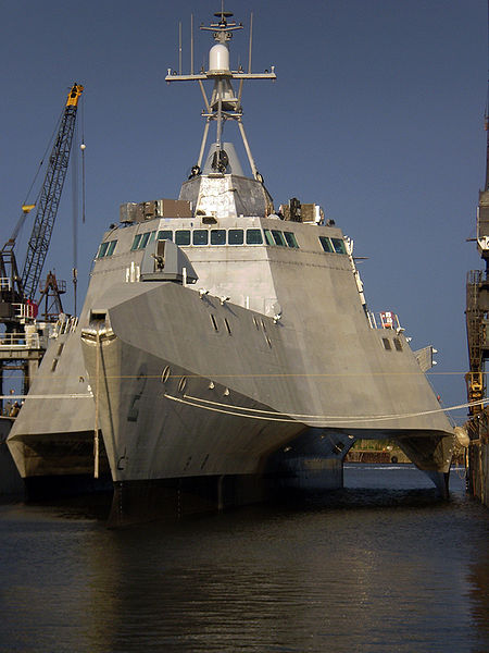 Trimaran USS Independence (LCS-2)