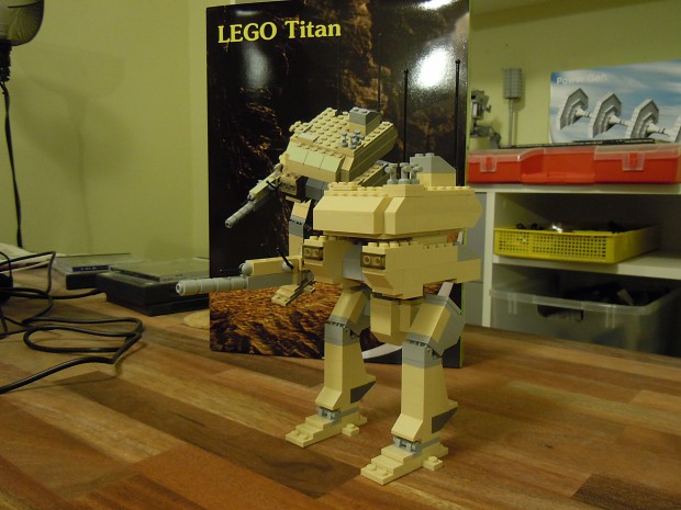 LEGO Titan