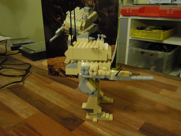LEGO Titan