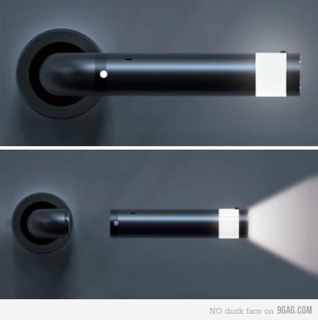 Door Handle Flashlight. Best Idea ever... :D