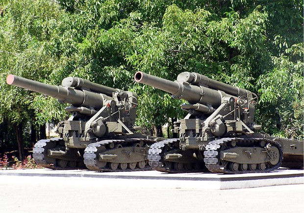203mm howitzer B-4 M1931