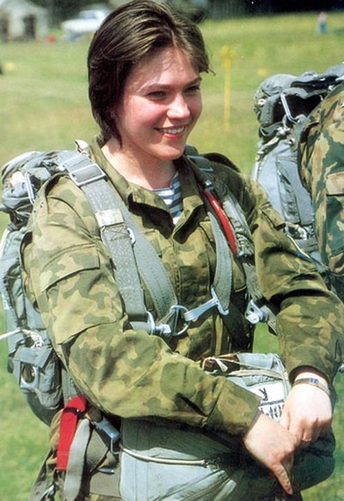 Russian Female Para (update)
