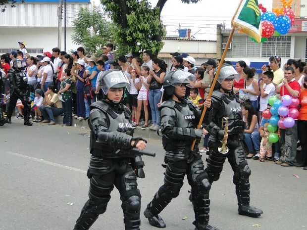 Colombian Policewomen