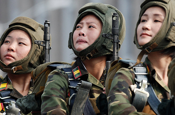 NorthKorean airborne girl，why you cry？？