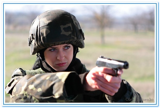 Ukraine Female Soldiers