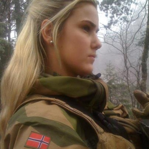 Norwegian Female Soldiers