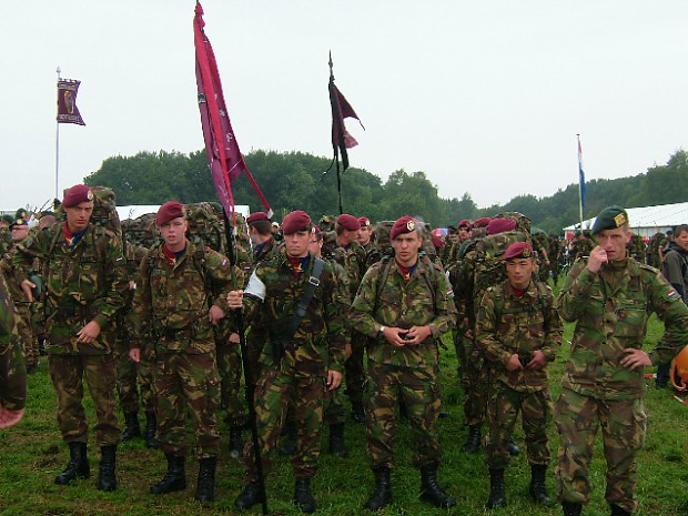 Dutch 11 Luchtmobiele Brigade