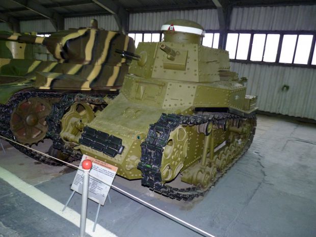 MS-1 light tank
