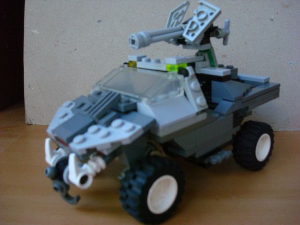 Lego halo warthog