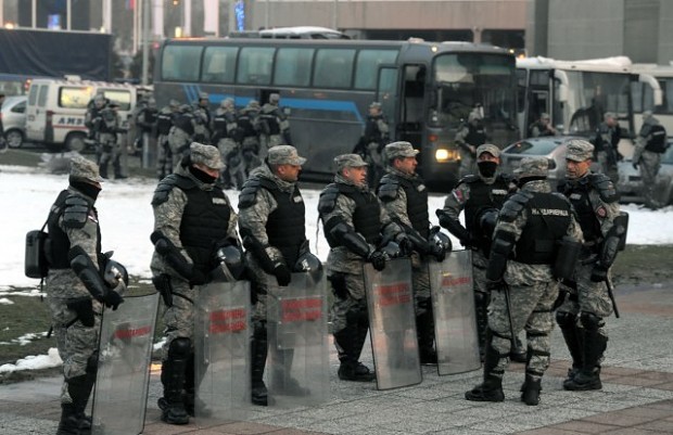 Serbian Gendarmerie preserves peace during match