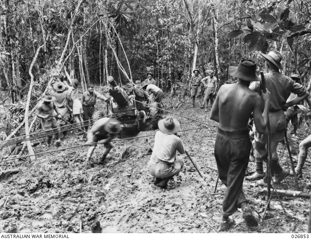 25-POUNDER GUNS OF B TROOP, 14TH FIELD REGIMENT, ROYAL AUSTRALIAN ...