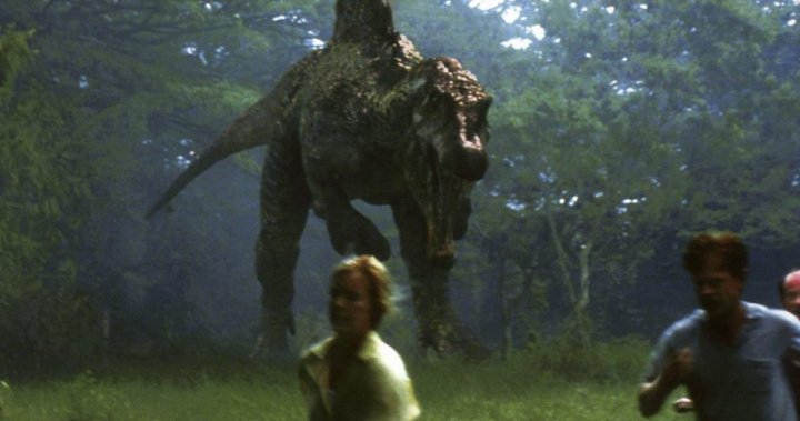 Spinosaurus tail shows 'Jurassic Park III' dinosaur was a swimming  'monster' - National | Globalnews.ca
