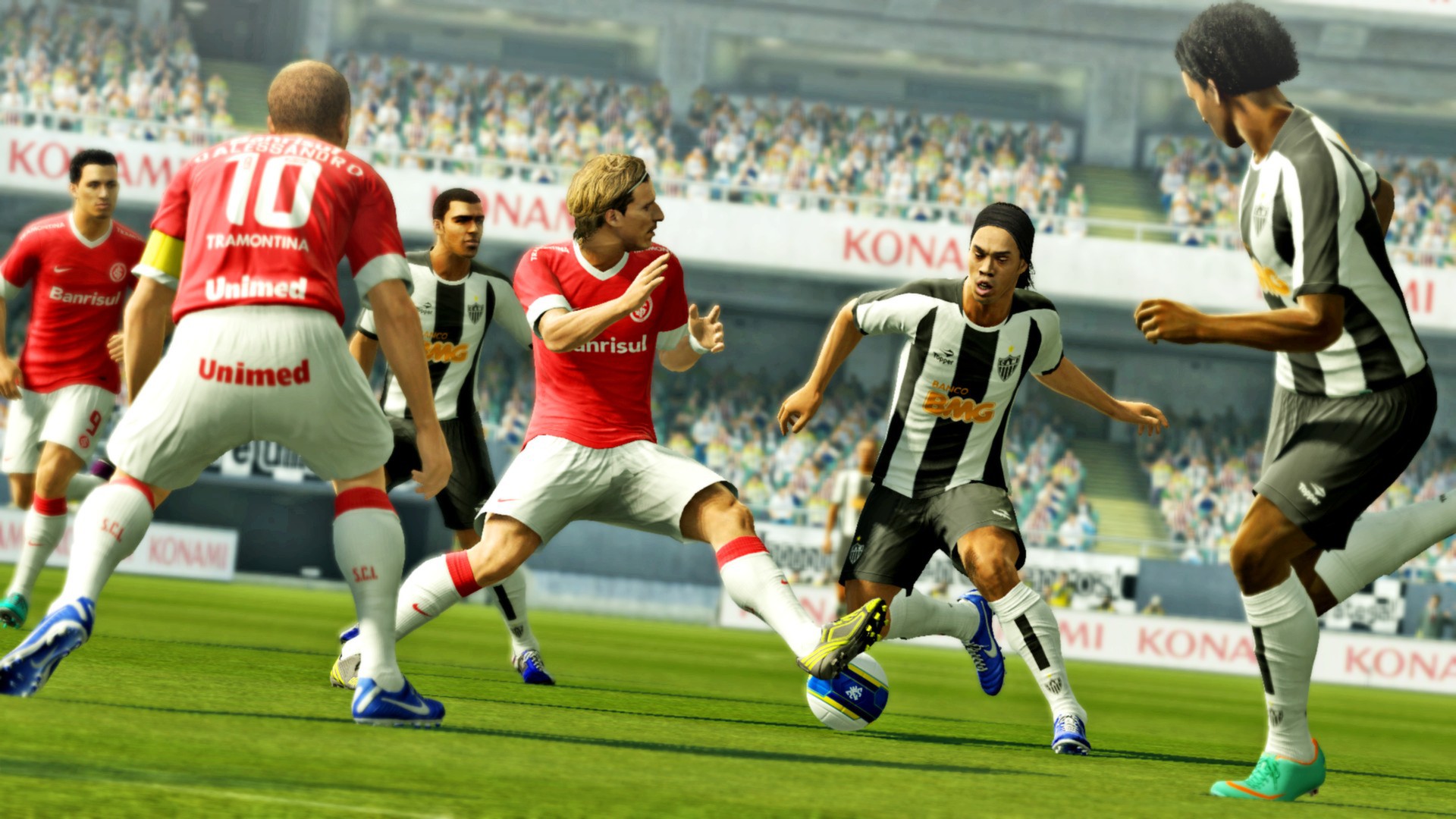 Pro Evolution Soccer 2013 (Xbox 360) : : PC & Video Games