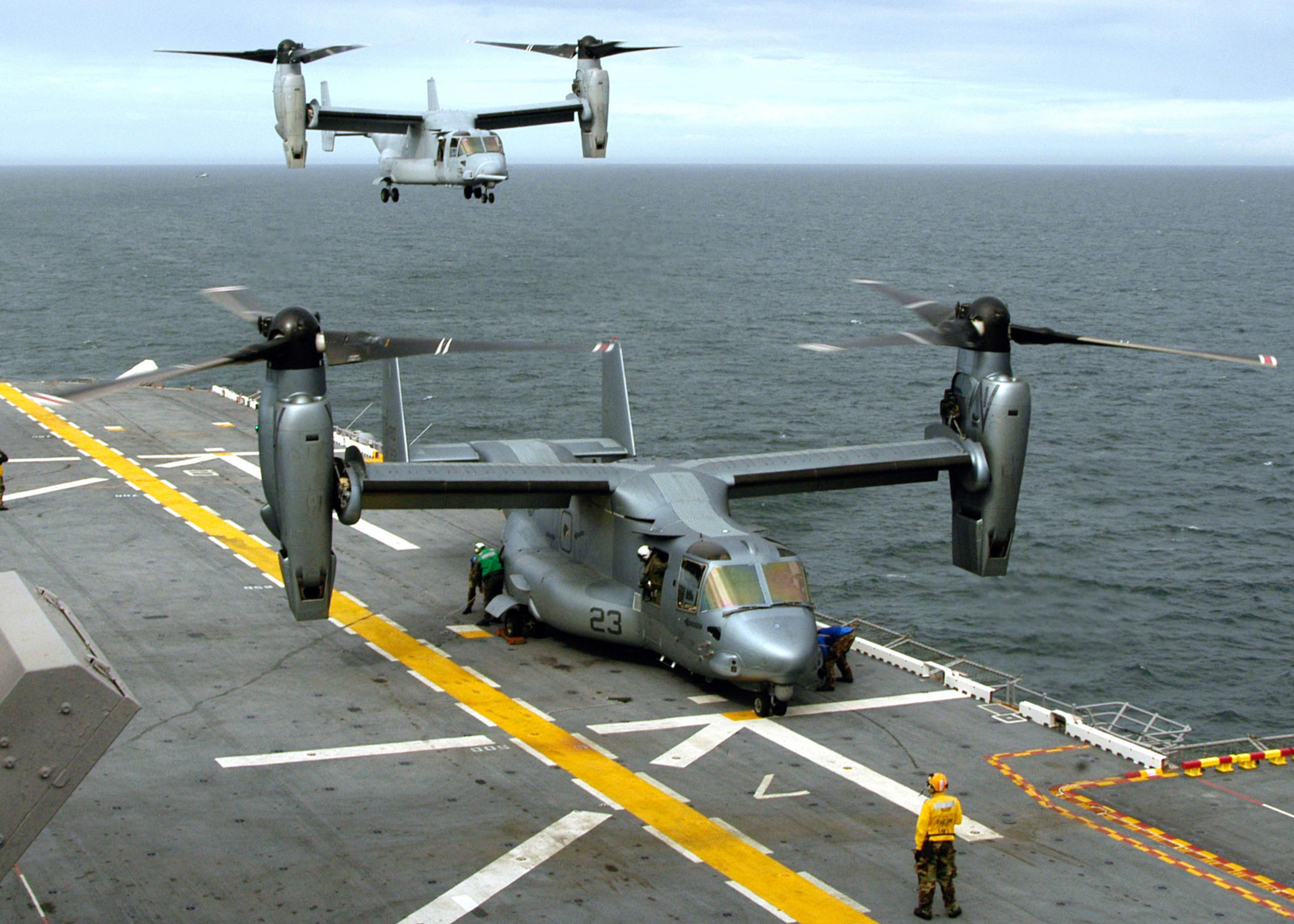 Конвертоплан что это фото. Конвертопланы MV-22 Osprey. Конвертоплан США V-22 Osprey. Оспри MV-22. Американский конвертоплан MV-22.