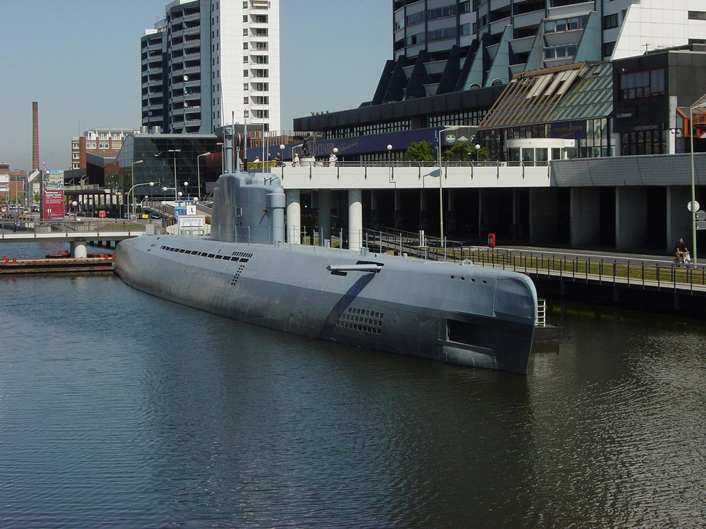 Фото xxi. Submarine Type XXI U 2540. U 2511 подлодка.