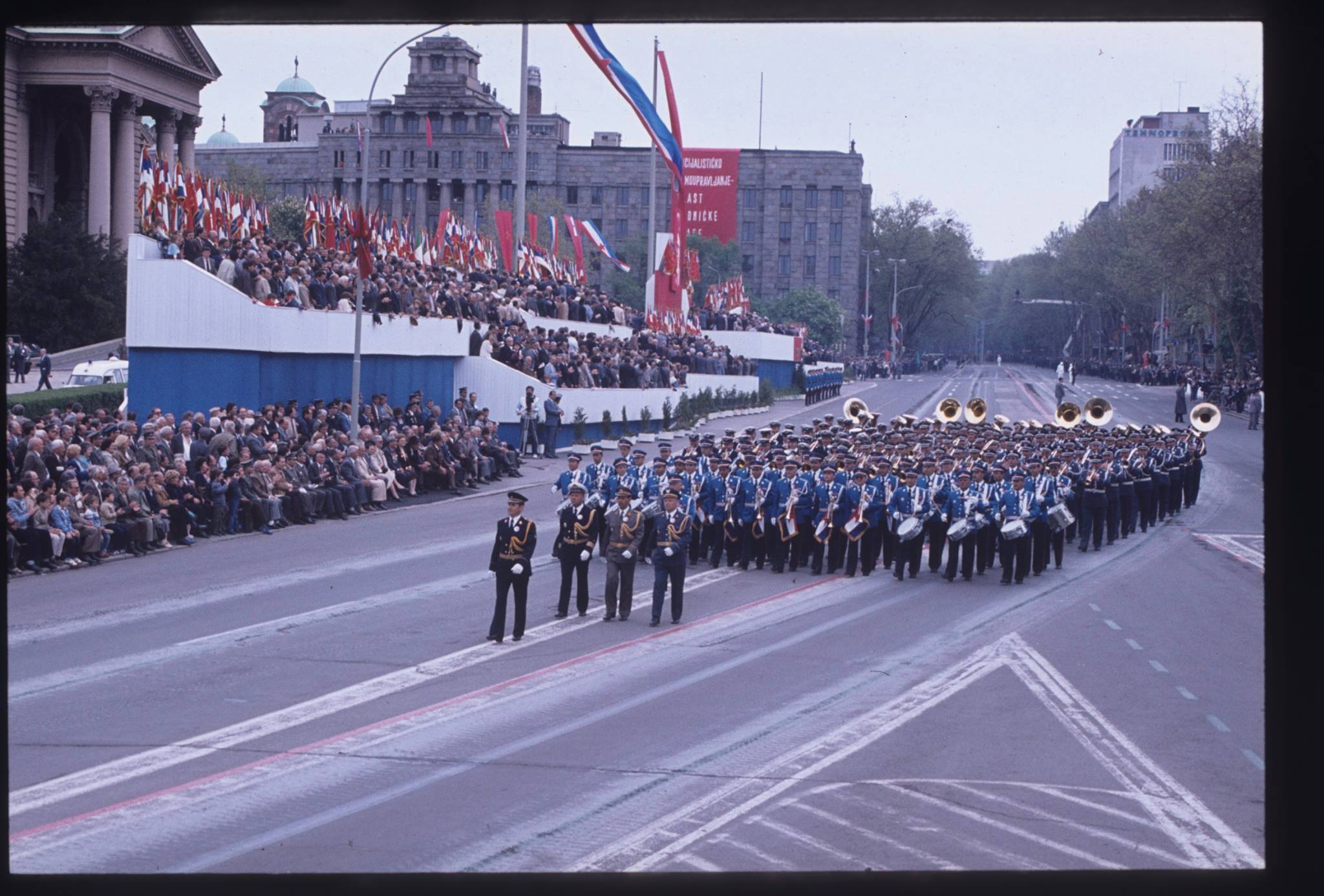 Горбачев на параде Победы 1985