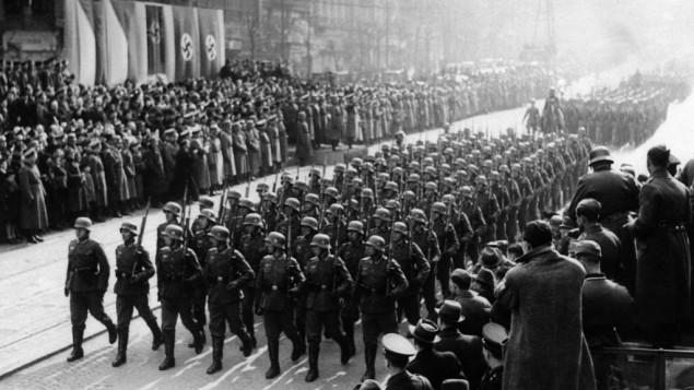 Germans enter czechoslovakia