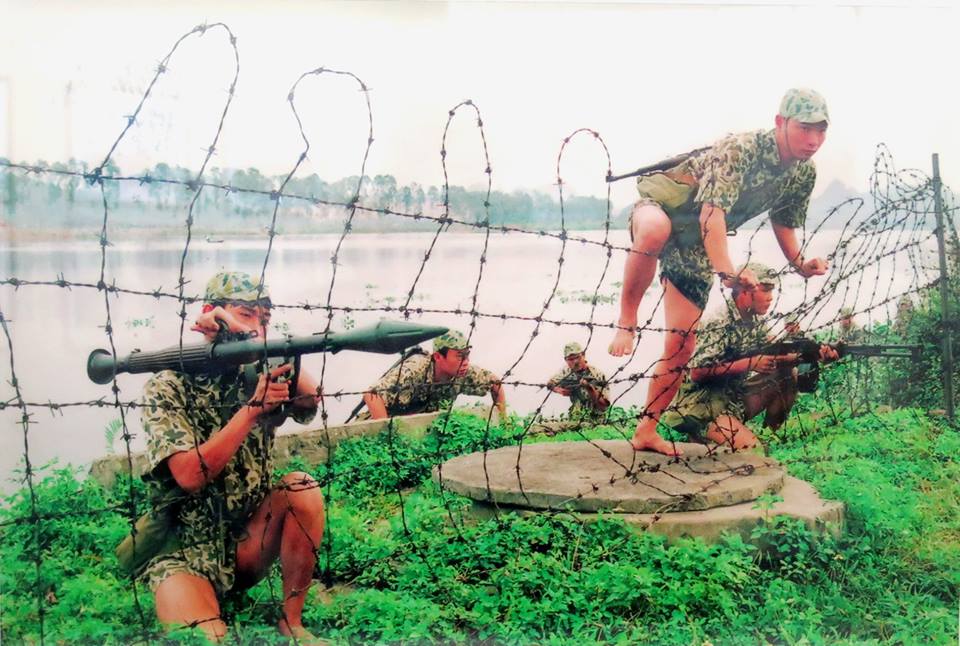 install men of war vietnam mods